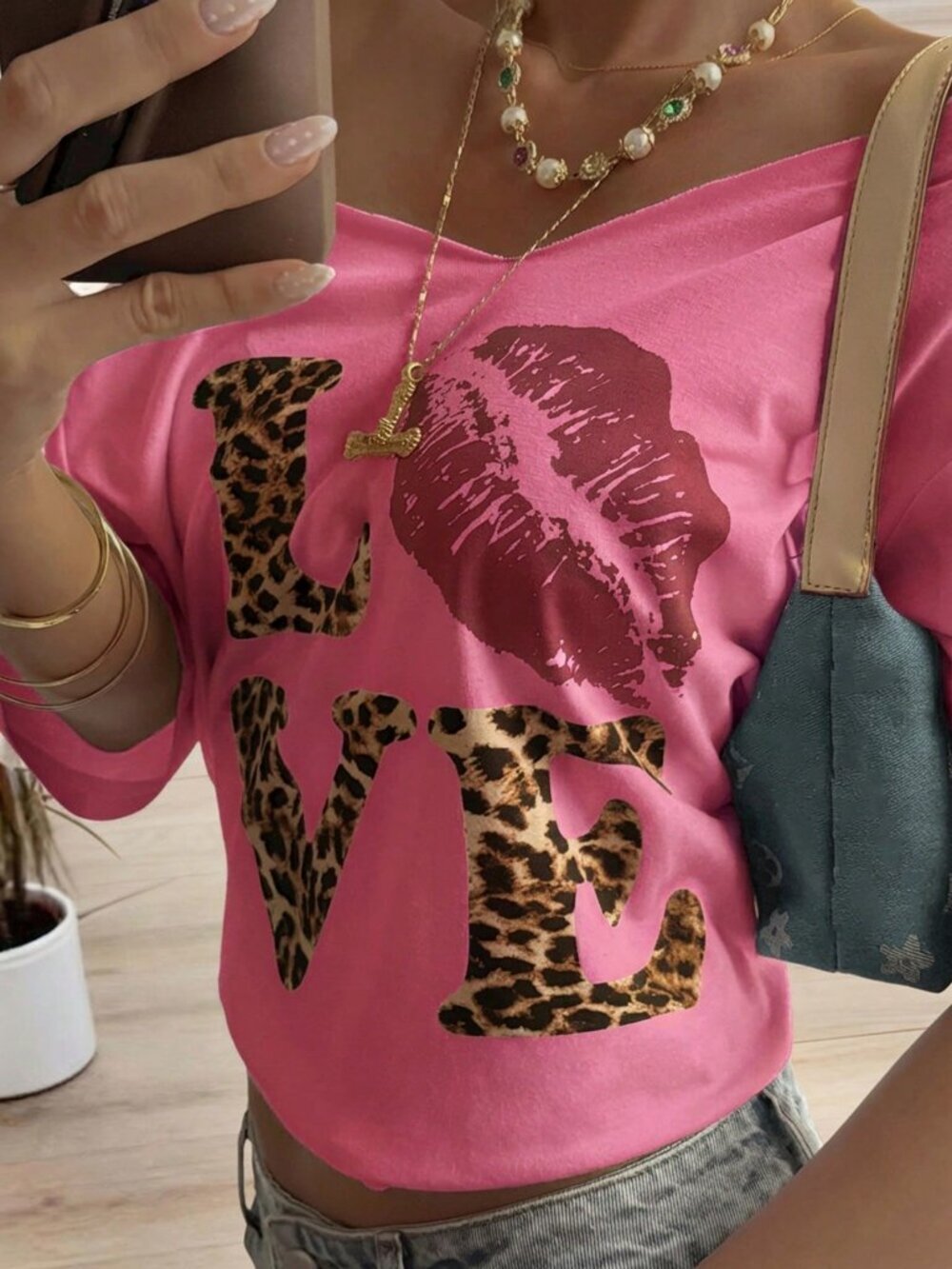 Pink Casual Women's Loose Leopard Graphic T-Shirt
